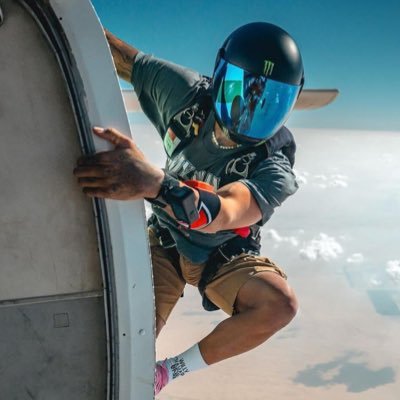 ___Yasssmin___'s profile picture. 👍🏽#LakeShow|MUFC|Ferrari|#LewisHamilton𓃵