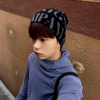 nimileo111's profile picture. et in terra pax homínibus bonæ voluntátis