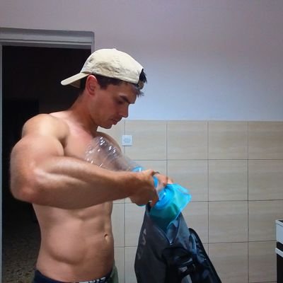 dbousou's profile picture. Bekende Vlaming/ Tweet in naam van het gewone volk/ lifecoach.

Insta: https://t.co/gSWAGRgzIP