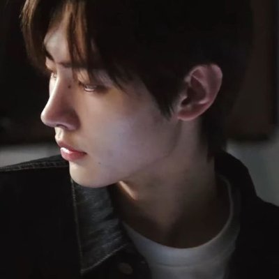 jeofeul's profile picture. c’est la vie