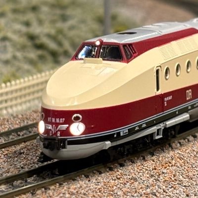 DR_InterEX's profile picture. 鉄道模型、とくにマイナーな(日本でも現地でも)欧州型Nゲージをきままに楽しんでいます。 いつかはジオラマ製作などもやってみたいと思っています。特に旧東側諸国のモデルや、二階建て客車のモデル等に目がありません。
