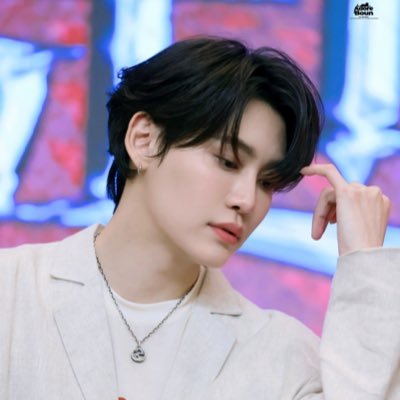 Adore_boun's profile picture. 📷=🖤 @bb0un