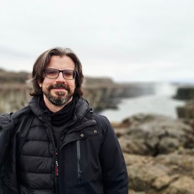 r1chard_3's profile picture. 🇸🇰🇪🇺🇺🇦 #mechanicalengineer #metalhead #uptheirons #vinyljunkie #olympicweightlifting #history #traveling #brutalism #FCKNZS