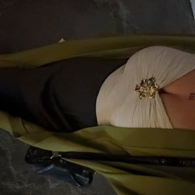 oliiviatls's profile picture. nouveau compte de @cesstpasmoii