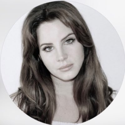 rli_vll's profile picture. حمّال للأسية أو هي حاملتني، ولايغركم البؤس ترى ينادوني أرنوب