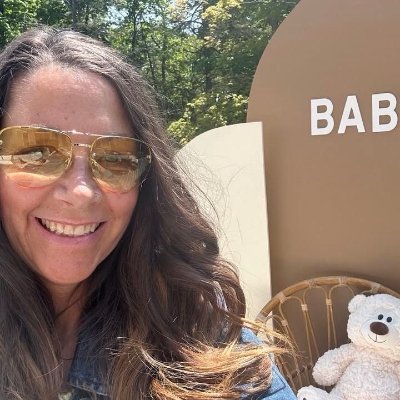 Nicoleloga46341's profile picture. 