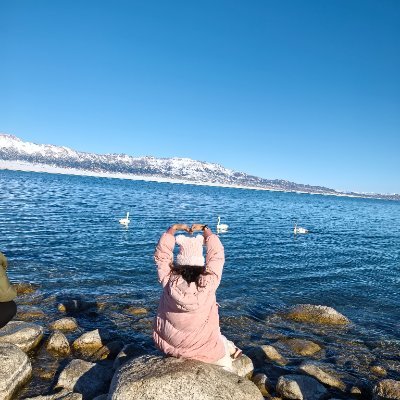 xitinbxing53176's profile picture. 在这里停留一秒钟的快乐！🙉🙉
吃吃喝喝玩玩乐乐！🦥️🦥️
不想想太多！🌝🌝
你的情感主播。🤩🤩