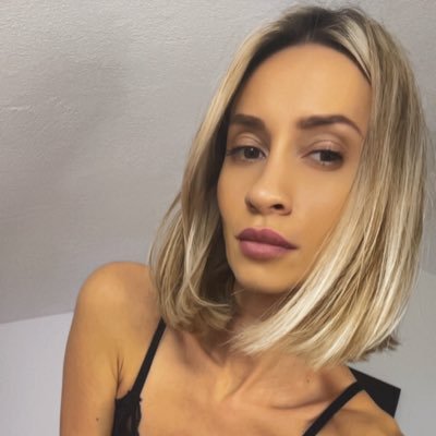 WorshipSophy's profile picture. Mean, Greedy and Ruthless! Initial 100€$ https://t.co/wiJYfZAlxT