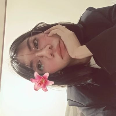 mahalnarenia's profile picture. napper & yapper