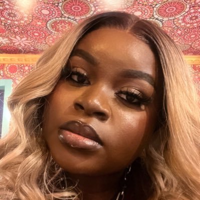 aishafancy_'s profile picture. a powerhouse.