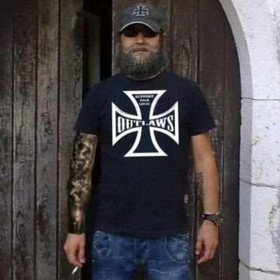 EtaPaulo46593's profile picture. 𝕲𝖔𝖉 𝖋𝖔𝖗𝖌𝖎𝖛𝖊𝖘, 𝕺𝖚𝖙𝖑𝖆𝖜𝖘 𝖉𝖔𝖓'𝖙