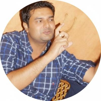 MANU_SINGH_22's profile picture. मुस्कुराहट के सलीबो पे चढ़ा दो आंसू,जिंदगी ऐसे जियो की मिसाल बन जाए!