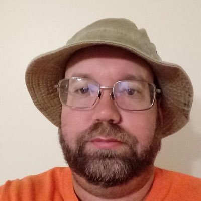 Dias128016's profile picture. 