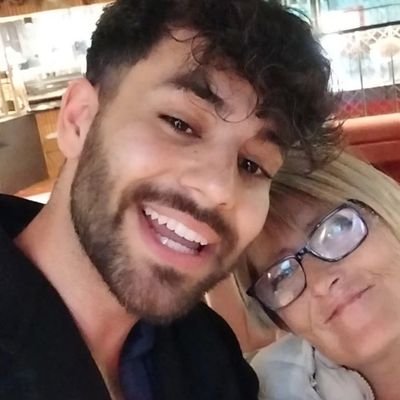 agoneyforever's profile picture. La voz que me  enamoro 💚🫶 siempre contigo donde vayas ahí estaré #TuvozMeDaLaVida
Dicotomia