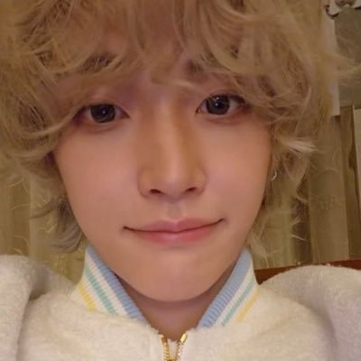 bluedistortion8's profile picture. 