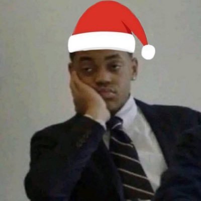 godHatesValiant's profile picture. married | feminist 🌸 6’5 with dreads too