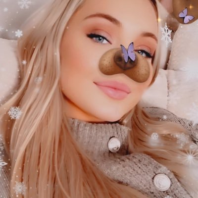 Talinn__'s profile picture. ⊹｡° ✞ God First ⊹｡° 🩺+Atmospheric Science ⊹｡° ⛈️ Se il posto più alto che raggiungo è ai tuoi piedi, allora ho fatto tutto.☁︎.ೃ࿔*:･