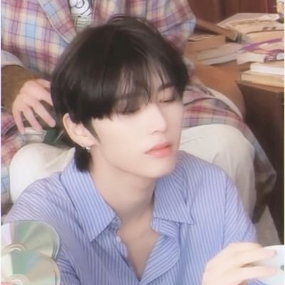 bnd11_0530's profile picture. 다음생에도 너의 팬이 될게
https://t.co/AcrJk0pgsm