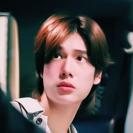 pondphuwinart's profile picture. all for u' @ppnaravit @phuwintang  : like a great cosmic explosion, the universe gifted me with its existence. ♥︎ she/her { @pondphuwinarte } reserve account