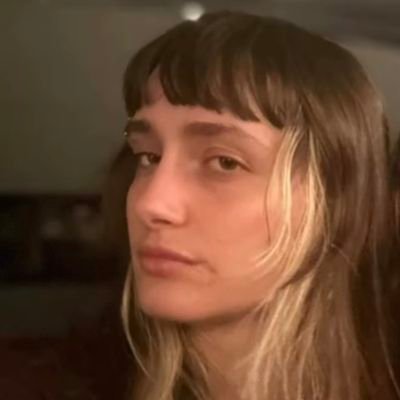 knight0fhope_'s profile picture. ౨ৎ    ┆  @   —   bear / archie  !  ✩
☆   19  ⸝⸝⸝  edtwt  .   : relapse era xx