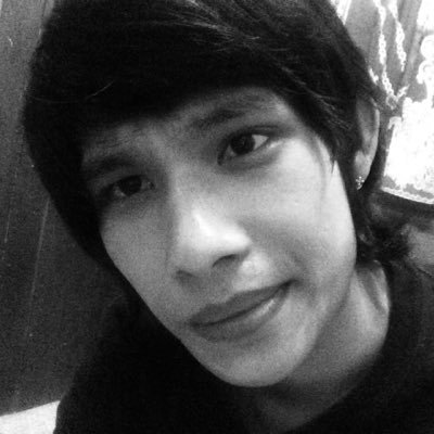 SharHtin8119's profile picture. 