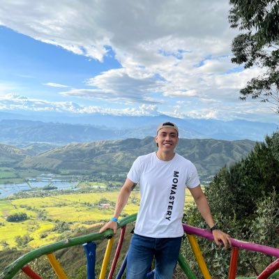 sergiomonzonb14's profile picture. 