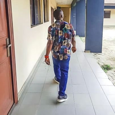 Davidchinwe27's profile picture. Always Set your goals high, and don't stop till you get there