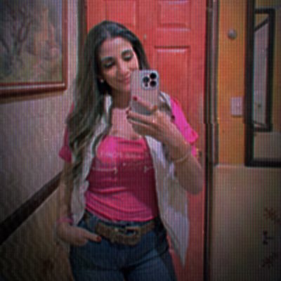 DianaQro's profile picture. Los tuits dependen de mi humor || NO hablo de política 🚫, pero SÍ puedo filosofar sobre la vida ✨|| 👉🏻@HeadhunterDRD || hobby IG: dianaqrophoto || Querétaro