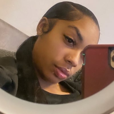 Dvztiny's profile picture. wlw