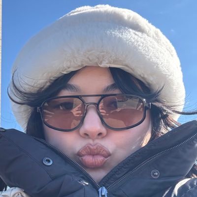 portosprincesa's profile picture. funny peculiar not funny haha | she/her