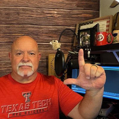 stevenroyradio's profile picture. Broadcasting 20+ years🎙Imperfect Christian🙏🏻✝️ Blessed Marriage👫Marine🫡🇺🇸🟦