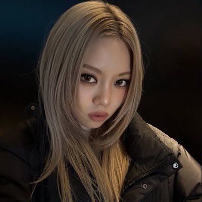 yeowoo32's profile picture. 사이즈를 봐 20kg 차이가 나는데