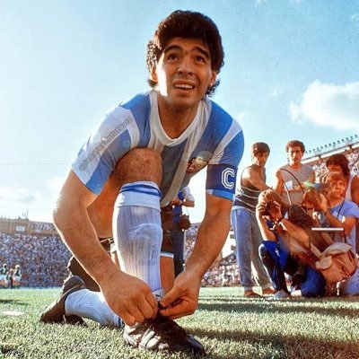 hablodefulbo__'s profile picture. ⚽️ Hablamos del deporte más lindo: el fútbol. lo hacemos desde un lado analítico y otro lado humorístico. Nos encontrás en Instagram como t0dofutbol_.