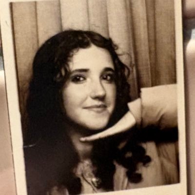 nrmalthiing's profile picture. ࣪⋆⭒˚.⋆ letters that i wrote but never sent | #1 normal thing stan — 💌 heaven by erin lecount