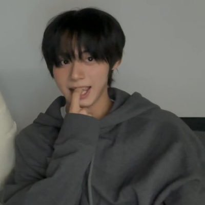 ahofinity's profile picture. 💭 — for ahof and enha