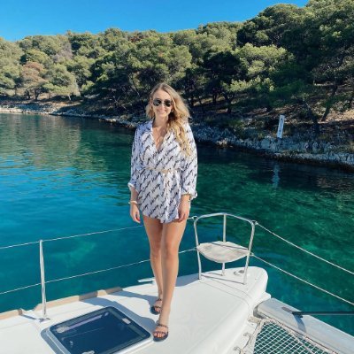 sydneyRomer3's profile picture. Make America Great Again" First Amendment, 2A supporter, business owner, a mom. Promoting good ideas and resisting evil. Patriot, peace is the way.☮️🇺🇸