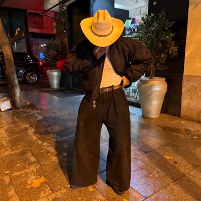 olamiguelito's profile picture. Niño pequeño con bigote 👶🏻 @ramos_miguelitto