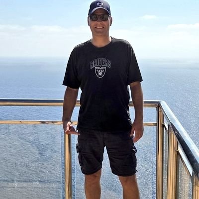 andrewdee03's profile picture. AC⚡DC Let There Be Rock ❤ Rock Music 🎸Dad to a 22 yr old daughter 🤪 @ChelseaFC 💙 @Raiders 🖤 @EnglandRugby ⚘️ Tweets music,sport & occasional rants!