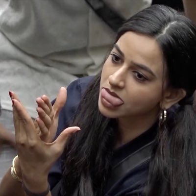 PipXpert's profile picture. Unclaimed by any fandom, moving through the chaos with a gentle sting.