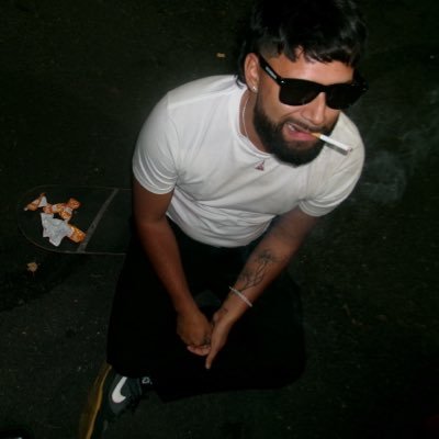 Juancarl0s_17's profile picture. 