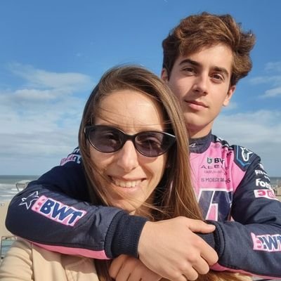 nefen02's profile picture. Militante de Sumar por Mar del Plata. Integrante de ONG casa de 20.
Mamá de Enzo, mí orgullo