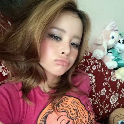 aerinerds's profile picture. 