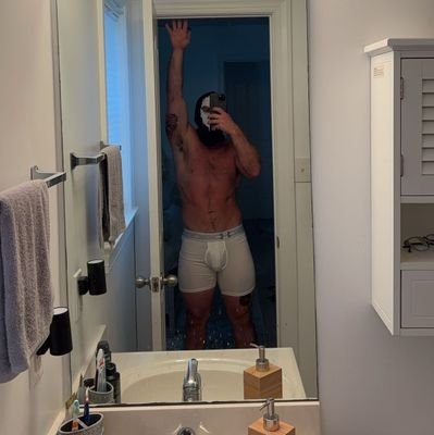 mattygivesmeat's profile picture. I breed bttms from grindr 
Dm on OF only