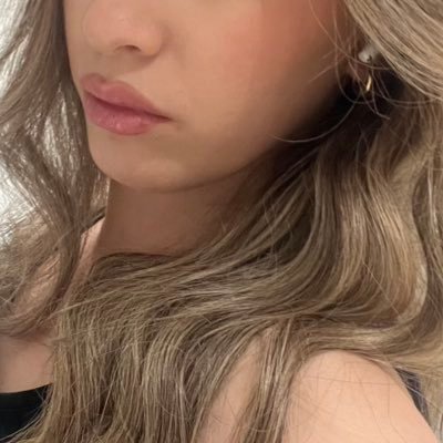 mainmlkbbb's profile picture. 