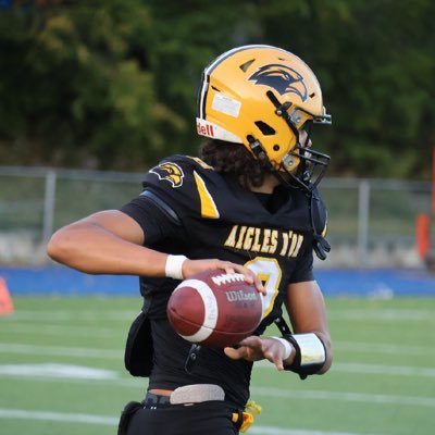 bernard_ma92830's profile picture. 16| QB1| 6’3 - 185lbs | co2026🇨🇦/2028🇺🇸||438-389-4257|HS: Dalbé-Viau | Email: maximeb2009@icloud.com | IG: Mb_frmmtl | 2024 and 2025provincial champion🥇