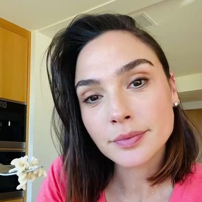 galgadot653646's profile picture. 
