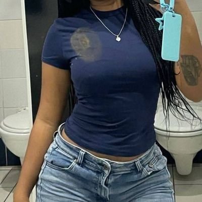 glory760160's profile picture. 