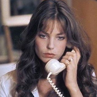 LuadeeCristaal's profile picture. Cantarei seu nome pra falar de amor .♋️