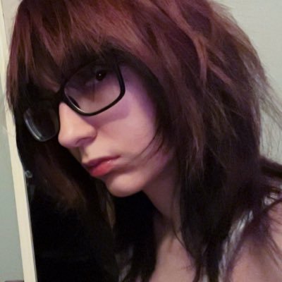 sourbugzzzz's profile picture. I’m hard rn