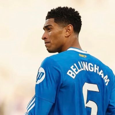 Mhdyz_'s profile picture. 